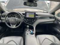 Toyota Camry Salon Polska Hybryda Skóra Kamera 218KM Gliwice - zdjęcie 7
