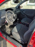 Syndyk sprzeda samochód osobowy marki: Toyota  Yaris z 2003 roku Żoliborz - zdjęcie 2