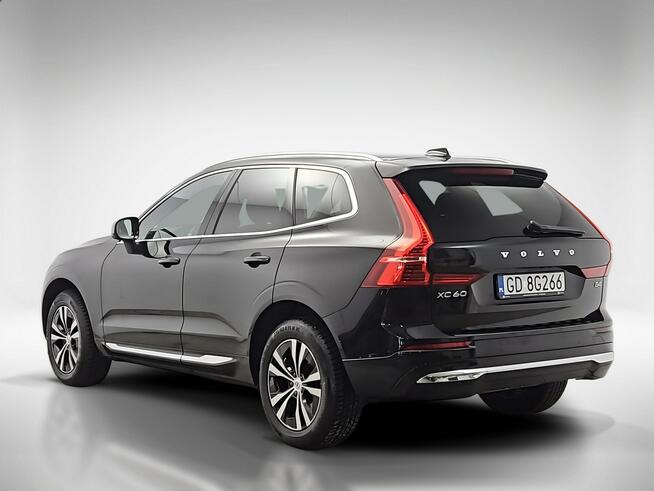 Volvo XC 60 B4 B Plus Bright aut  ! Z Polskiego Salonu ! Faktura Vat ! Warszawa - zdjęcie 3