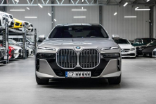 BMW 740 FV 23%. Gwarancja 12.2027. Webasto. Sky Lounge. Bezwypadkowy Węgrzce - zdjęcie 3