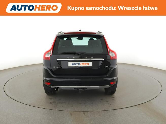 Volvo XC 60 automat hak pdc grzane fotele navi auto klima Warszawa - zdjęcie 6