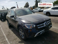 Mercedes GLC 300 2022, 2.0L, 4x4, od ubezpieczalni Sulejówek - zdjęcie 1