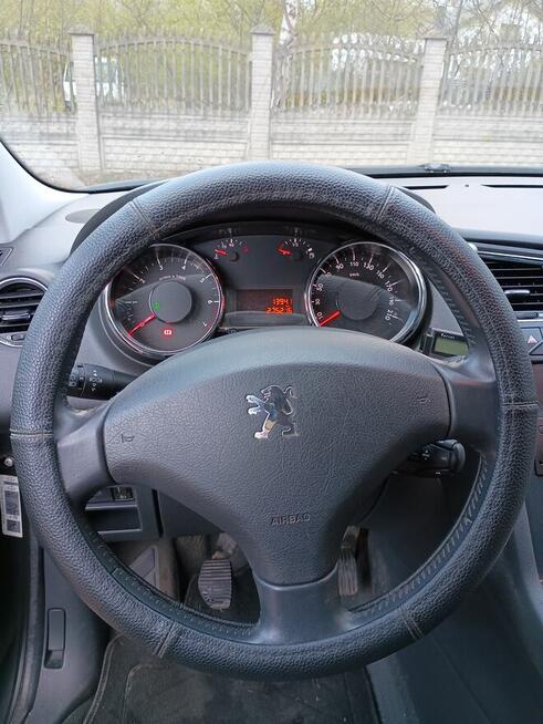 OKAZJA !! Peugeot 5008 benzyna 2010 r Ruda Śląska - zdjęcie 12