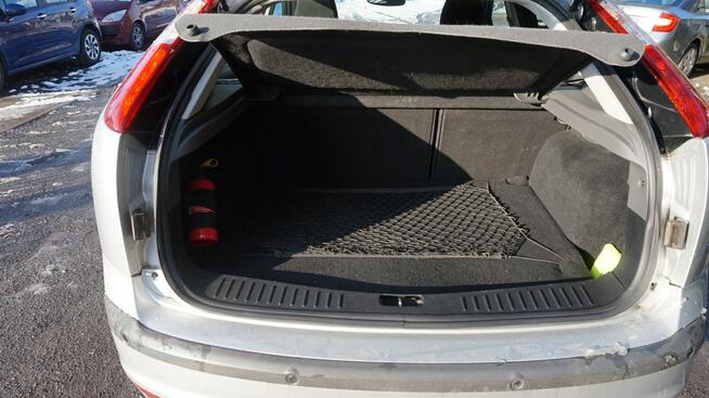 Ford Focus zarejestrowany, ubezpieczony. Gwarancja. Polecam !!! Zielona Góra - zdjęcie 12