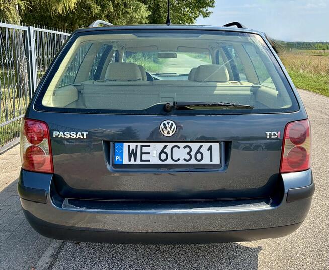 VW Passat Kombi 1.9 TDI 2003 - duży serwis / KOLOR / WNĘTRZE Legionowo - zdjęcie 7