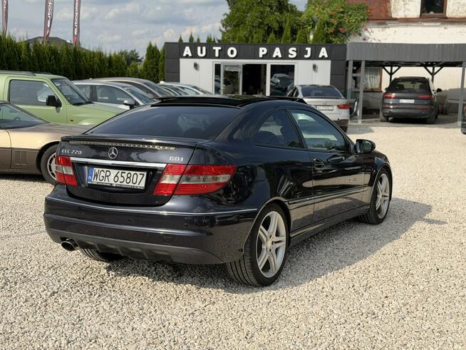 Mercedes-Benz CLC 220 CDI – sportowa elegancja w bardzo zadbanym wydan Grójec - zdjęcie 7