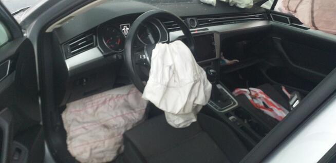 Volkswagena Passata B8 2.0 diesel 150km niski przebieg oryg. Kraków - zdjęcie 5