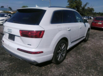 Audi Q7 2018, 2.0L, 4x4, od ubezpieczalni Sulejówek - zdjęcie 3