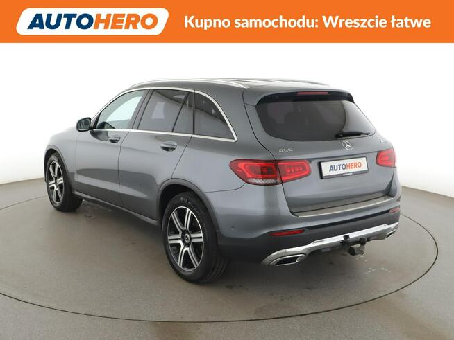 Mercedes GLC 220 4x4 automat navi kamery full LED grzane fotele skóra Warszawa - zdjęcie 4