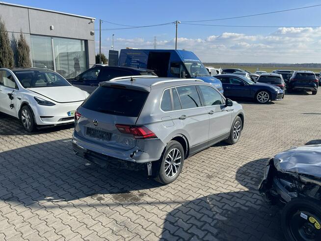 Volkswagen Tiguan Automat Klimatronik Parktronik Gliwice - zdjęcie 10