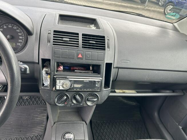 VOLKSWAGEN POLO 2003R 1,2 BENZ. SPRAWNY, KLIMATYZACJA Goczałkowice-Zdrój - zdjęcie 12