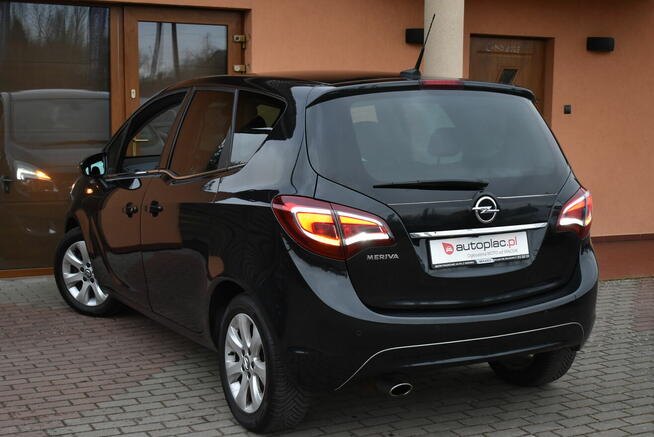 KAMERA NAWIGACJA PODG.FOTELE KIEROWNICA LED CZUJNIKI PARKOW Białogard - zdjęcie 6