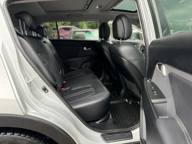 Kia Sportage 2.0 4x4 navi  PANORAMA  czujniki  cofania Łodygowice - zdjęcie 8