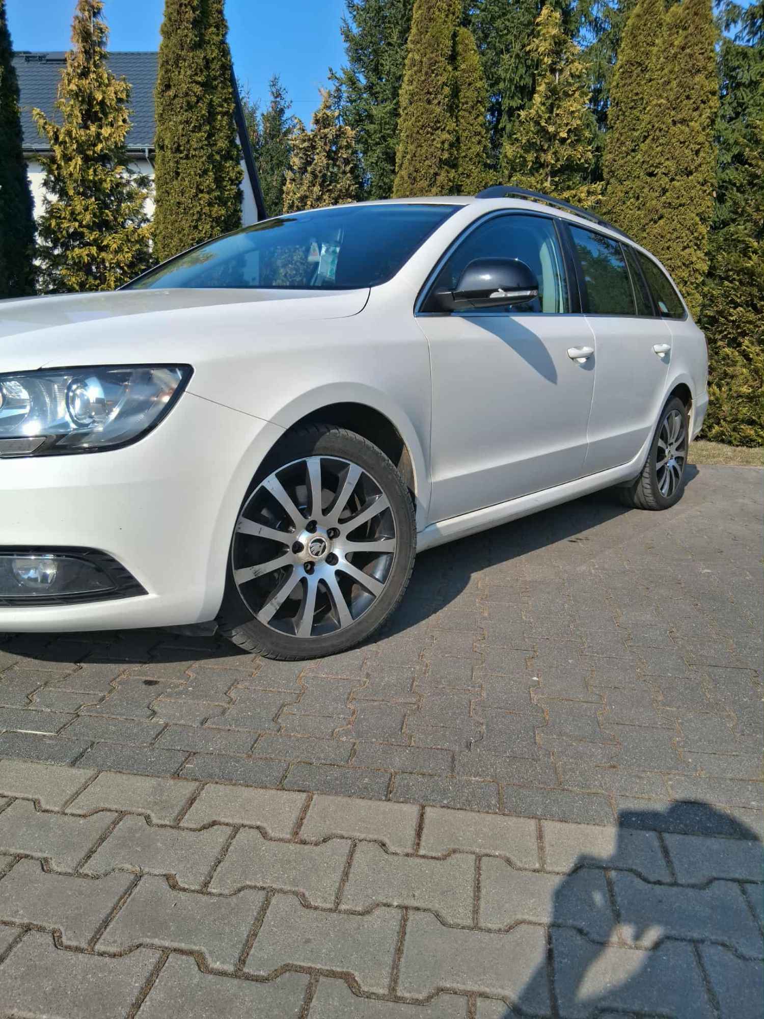Sprzedam Škoda Superb 2.0 TDI 2013r. Ostrów Mazowiecka - zdjęcie 5