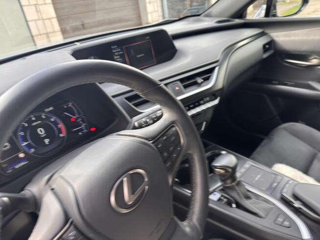 Lexus UX 200 GPF Pure 2WD Łuków - zdjęcie 3
