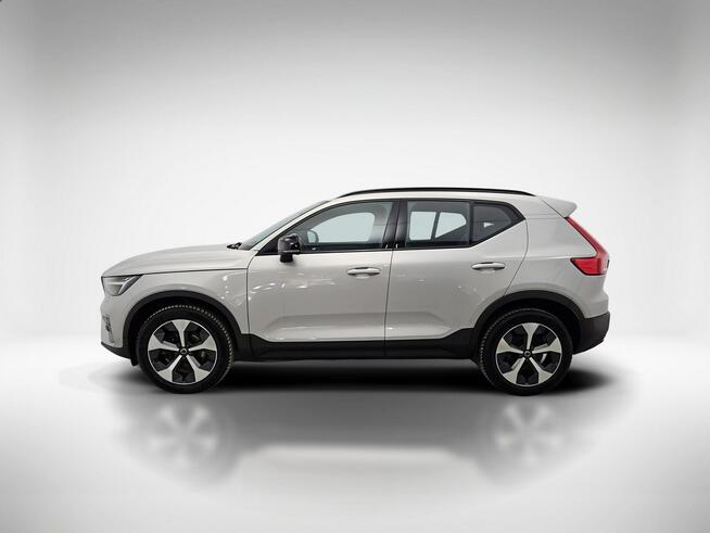 Volvo XC 40 B3 Ultimate Dark aut ! Z Polskiego Salonu ! Faktura Vat ! Warszawa - zdjęcie 2