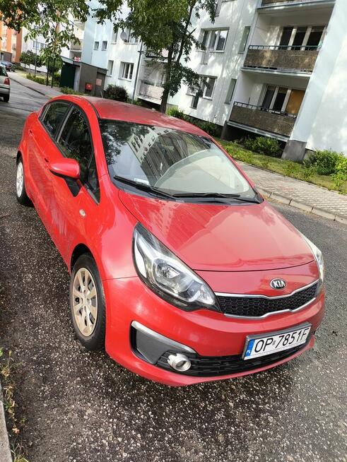 Samochód Kia Rio 1,2 Sedan 2015 r. mały przebieg Szczecin - zdjęcie 1