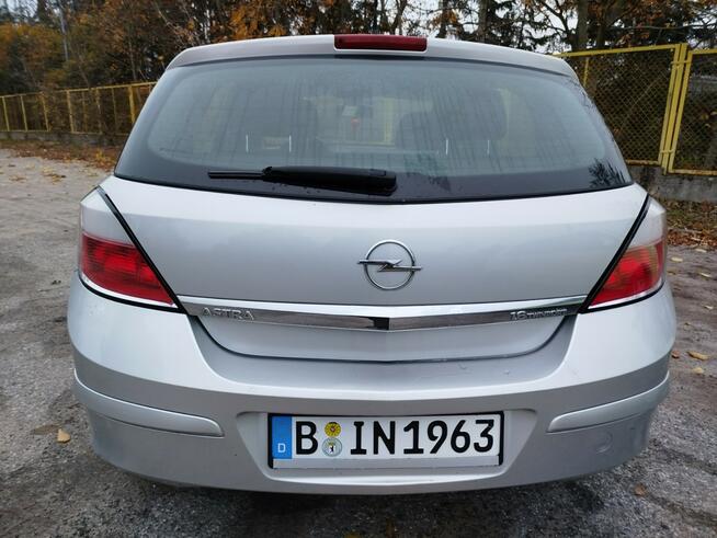 Opel Astra STAN BDB 1,6 benz 5drzwi opłaty w cenie Toruń - zdjęcie 6