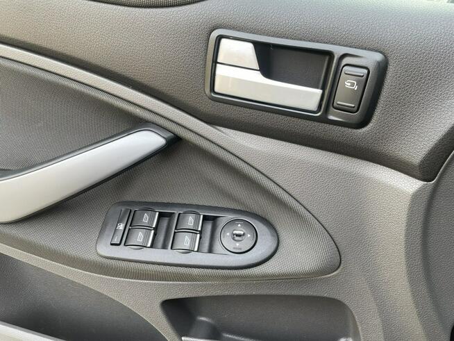 Ford Kuga 2.0 TDCI Zarejestrowana Navi Klimatronic Gostyń - zdjęcie 12