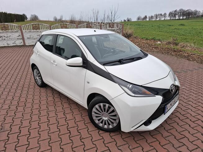 Toyota Aygo 1.0 Benzyna_Klima_Tempomat_Serwis_ Zadbany Pawłów - zdjęcie 4