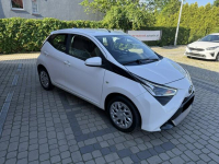 Toyota Aygo 1,0 72KM  Klima  Kamera  CarPlay Orzech - zdjęcie 4