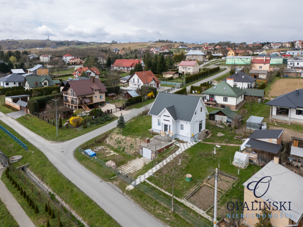 Dom po kapitalnym remoncie | działka 11 ar Pruchnik - zdjęcie 11