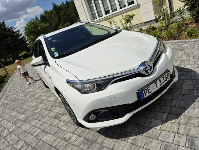 Toyota Auris 1.8 hybrid  climatronic kamera grzane fotele Drelów - zdjęcie 6