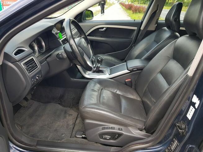 Volvo V70 2,0 Diesel 5 cylindrów Skóry Navi Gwarancja Włocławek - zdjęcie 9
