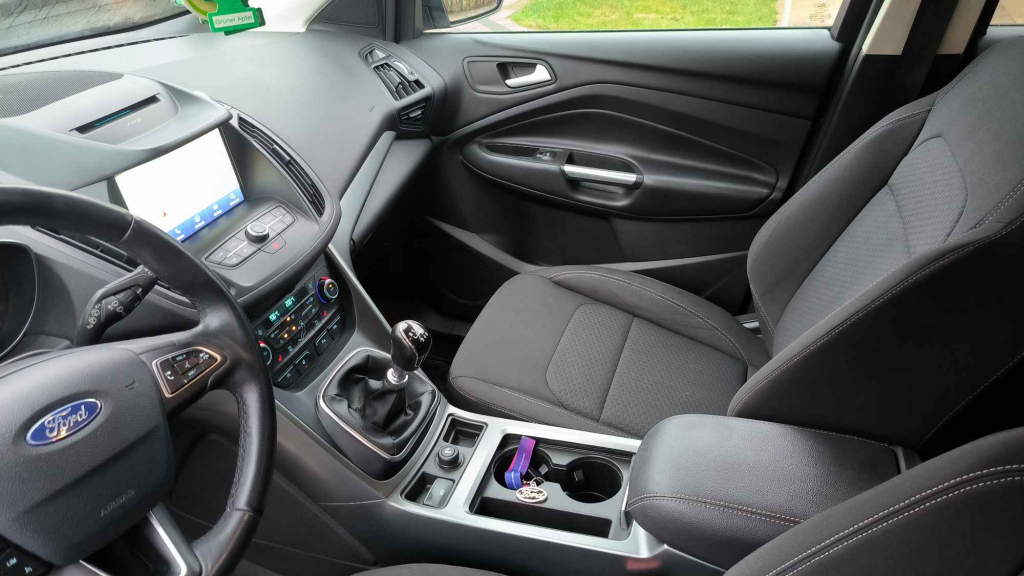 Ford Kuga 1.5 benzyna (super stan, niski przebieg) Grąbków - zdjęcie 8