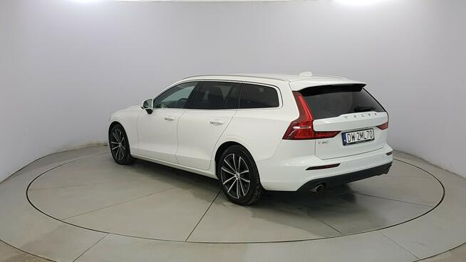 Volvo V60 B3 B Momentum Pro aut ! Z Polskiego Salonu ! Faktura Vat ! Warszawa - zdjęcie 5