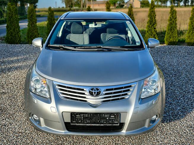 Toyota Avensis Sadlno - zdjęcie 2