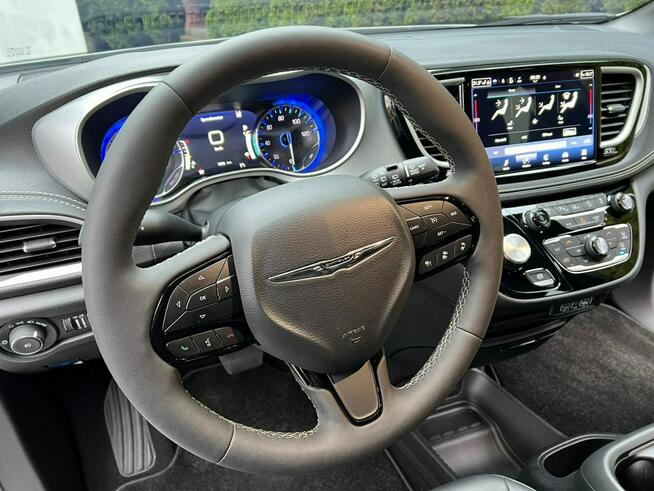 Chrysler Pacifica 3.6 V6 286 KM 7 osób Jak Nowa Baranowo - zdjęcie 10