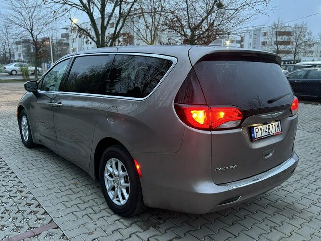 Chrysler Pacifica FV 23%, Zadbany, Serwisowany Poznań - zdjęcie 6