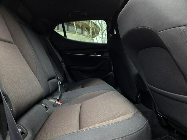 Mazda 3 1.8 Skyactiv-D 116KM 2019r LED, Head Up, Grzana Kierownica Tychy - zdjęcie 11