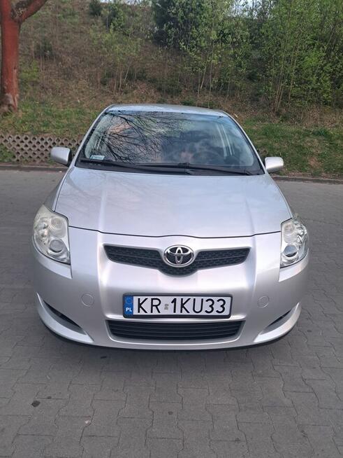 Toyota Auris 1.33 VVT-i 2009 Kraków - zdjęcie 1