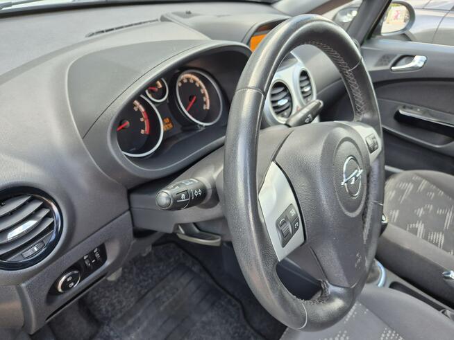 Opel Corsa Oryginał Stan Bezwypadkowy I Właściciel Serwis do końca Zielona Łąka - zdjęcie 10