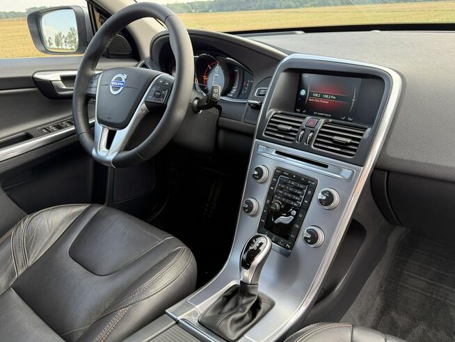 Volvo XC 60 2.0d 190KM automat Kamera Navigacja Bezywpadkowy Ocice - zdjęcie 8