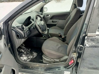 Ford Fiesta 1.6 b+g 03r Tarnów - zdjęcie 5