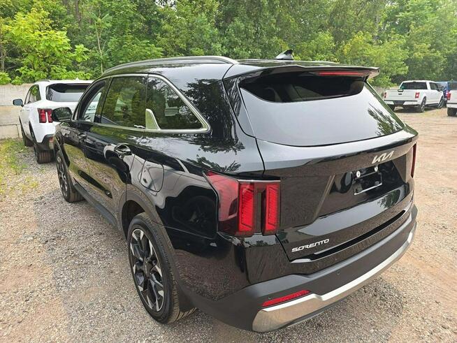 Kia Sorento Bogata wersja wyposażenia / AWD / niski przebieg Cieszyn - zdjęcie 3