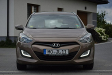 Hyundai i30 1.6D Klima Led Brązowy PDC Sprowadzony Opłacony Majdan Sieniawski - zdjęcie 3