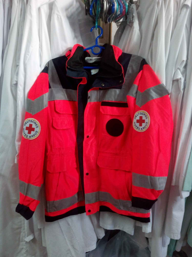 Kurtki  typu  ratownik  medyczny . Śródmieście - zdjęcie 1