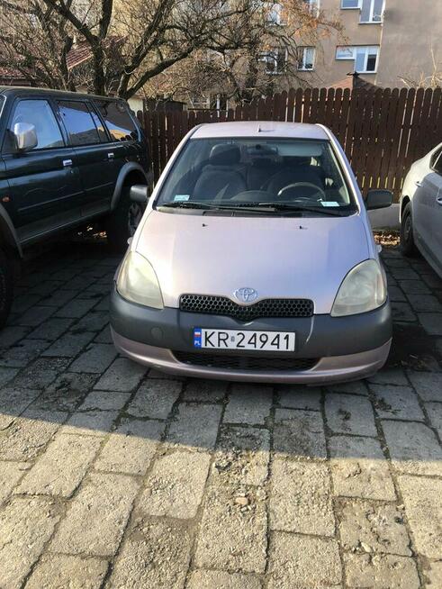 Mały samochód Yaris Kraków - zdjęcie 6
