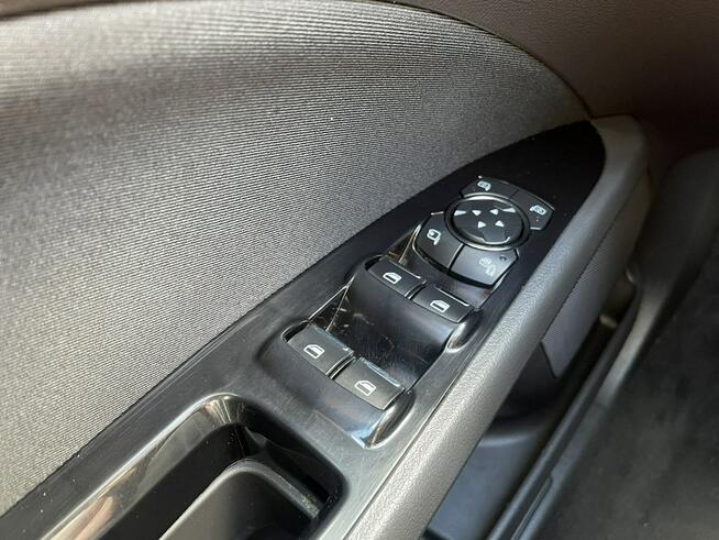 Ford Mondeo Opłacony Bogata wersja 2.0 TDCi 150 KM Gostyń - zdjęcie 10