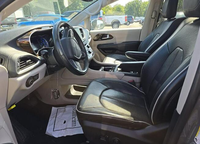 Chrysler Pacifica LIMITED / Hybryda / niski przebieg Tarnów - zdjęcie 7