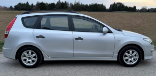 HYUNDAI i30 CW Kombi 1.4 Benzyna - FILM PREZENTACJA Legionowo - zdjęcie 7