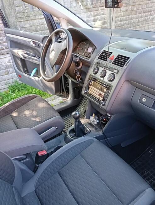 VW Touran 7 osobowy Gdańsk - zdjęcie 10