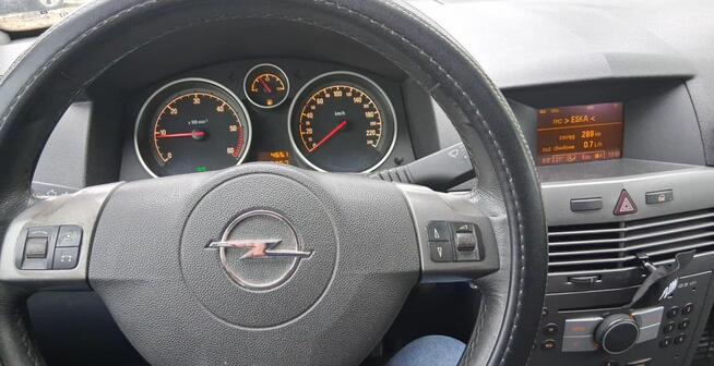 Opel Astra H Strzelin - zdjęcie 11