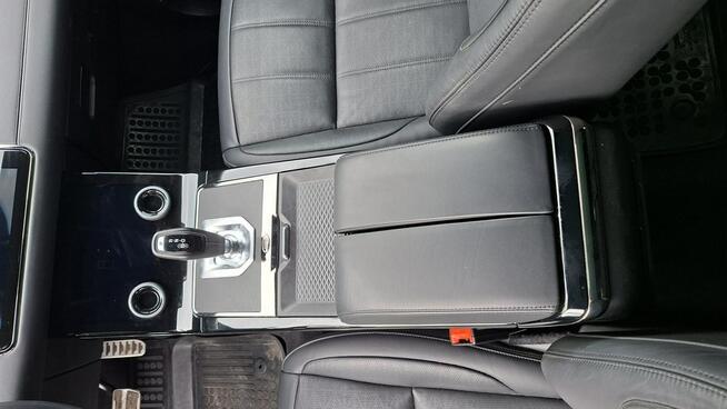 Land Rover Range Rover Evoque 2.0 Diesel MHEV R-Dynamic SE Grójec - zdjęcie 10