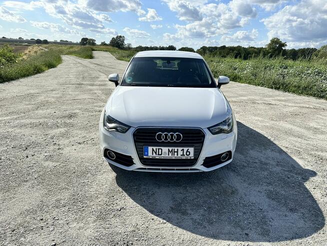 Audi A1 8X Zadbana Bogata wersja Navi Klima Alu Stan BDB Brzeg Dolny - zdjęcie 2