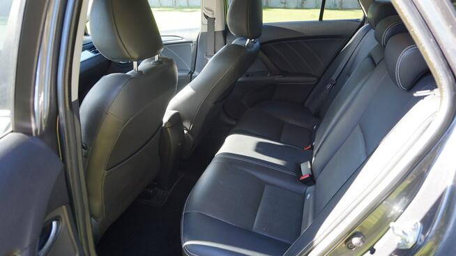 Toyota Avensis Polski salon. Gwarancja. Polecam !!! Zielona Góra - zdjęcie 9